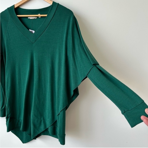 Soft Surroundings • Green V-Neck Asymmetric Sweater - Picture 2 of 4